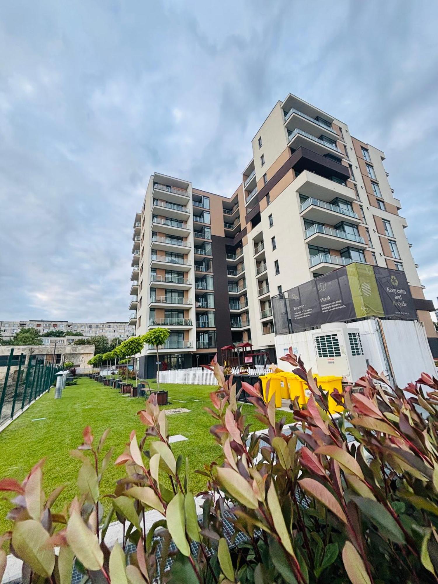 One Apartments Nordone Iulius Town Timisoara Exterior photo